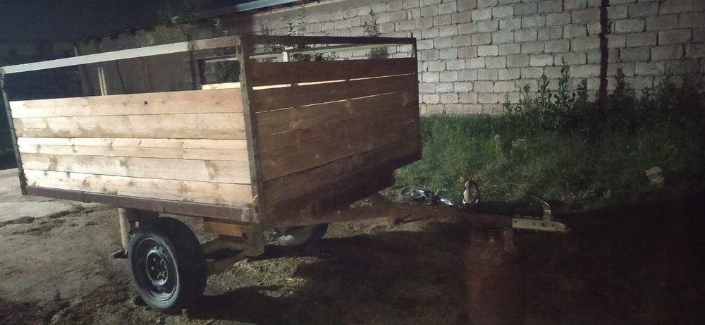 Машина сатылады.