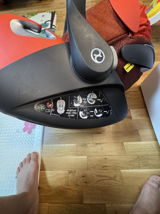 Столче за кола ( кошница ) Cybex