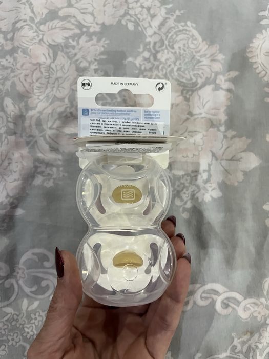 Ортодонтични бебешки залъгалки Nuk, 0-6мес.