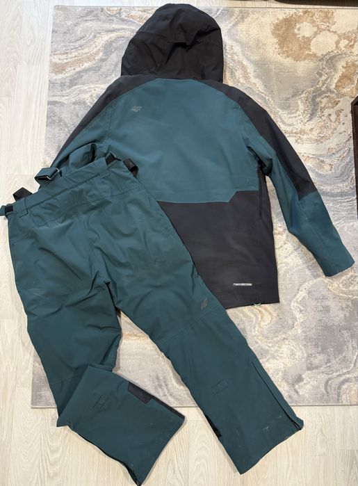 Costum Tehnic Schi  4F – Membrană NeoDry 15,000