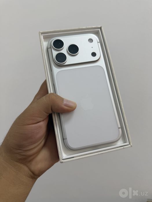 Iphone 17 pro silver