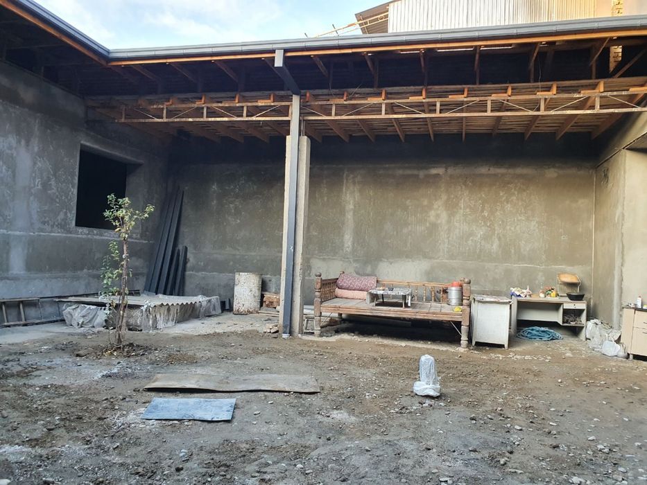 Продаётся просторный 2-этажный дом 540 м², 16 комнат