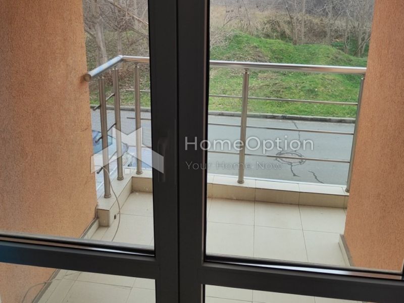 Продава Тристаен Апартамент в кв. Черно Море 1, Несебър