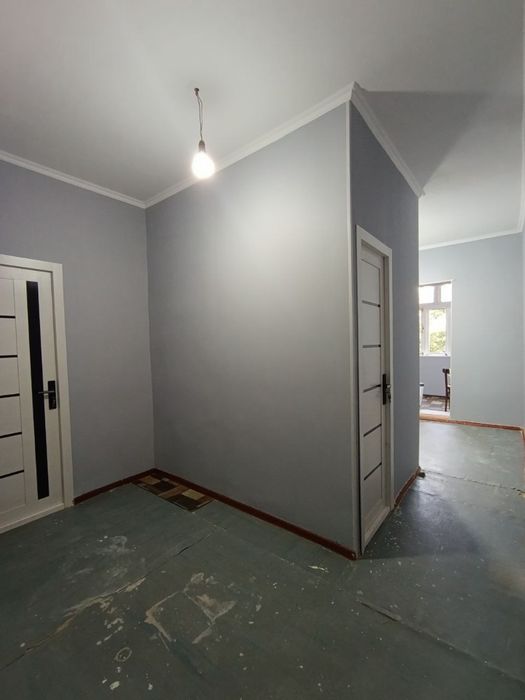 Продаётся 1 ком новая планировка в ЧИНАРЕ