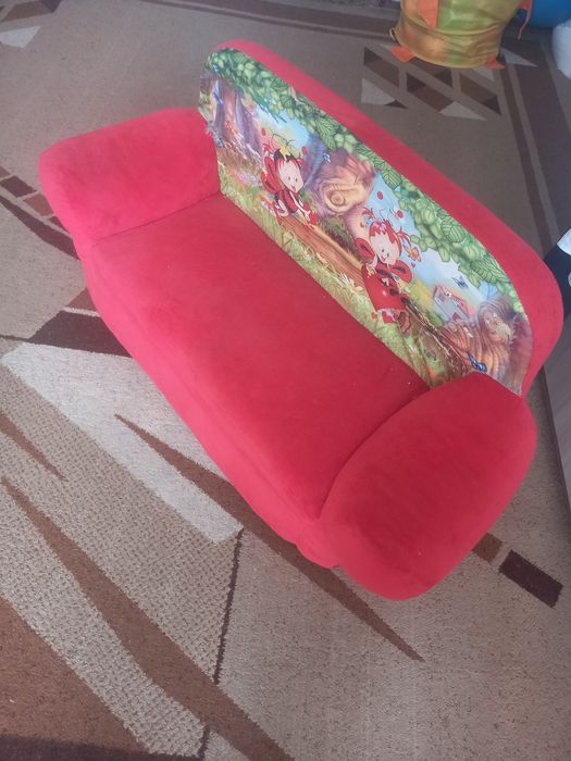 Детский диванчик