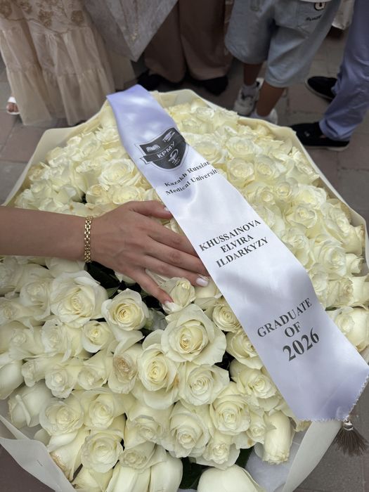 Букет 151 роза огромный 95 см