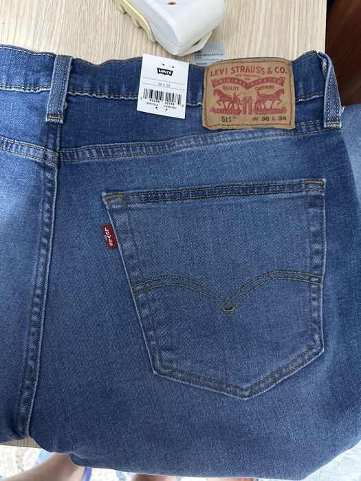 Джинсы Levi's 511 slim fit.p.-36/34.