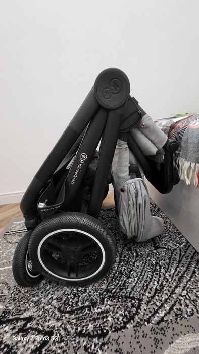 Коляска детская продам