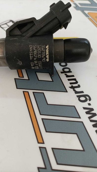 2бр Ремонтирана PIEZO BOSCH дюза - 0445:116:016 за VOLVO