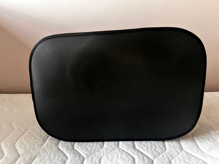 Сгъваема кошница за пране – 35 литра, с плътно дъно и със дълги дръжки