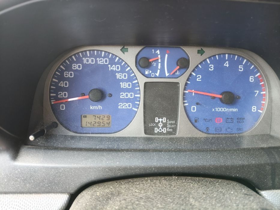 MITSUBISHI Pajero Pinin 2001