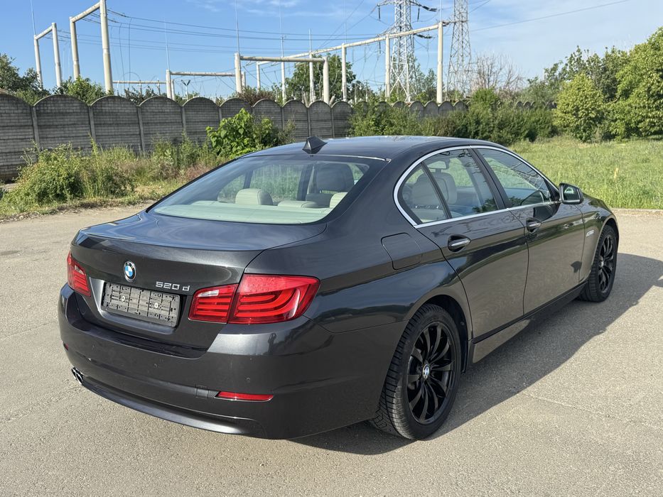 BMW 5 Series 2011 — imagine 5