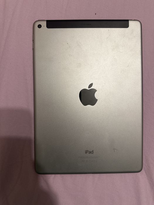 Продам  планшет iPadAir 2