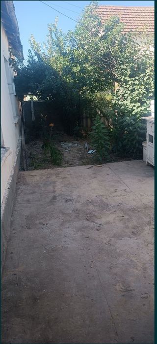 Продается срочно дом  с  участок...