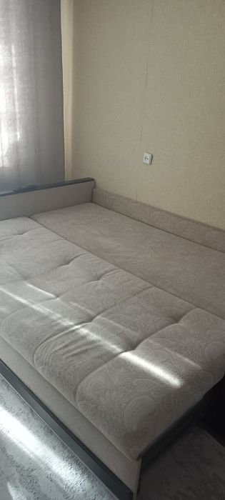 Продам диван недорого
