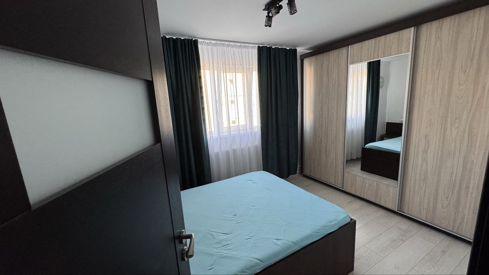 Inchiriez apartament