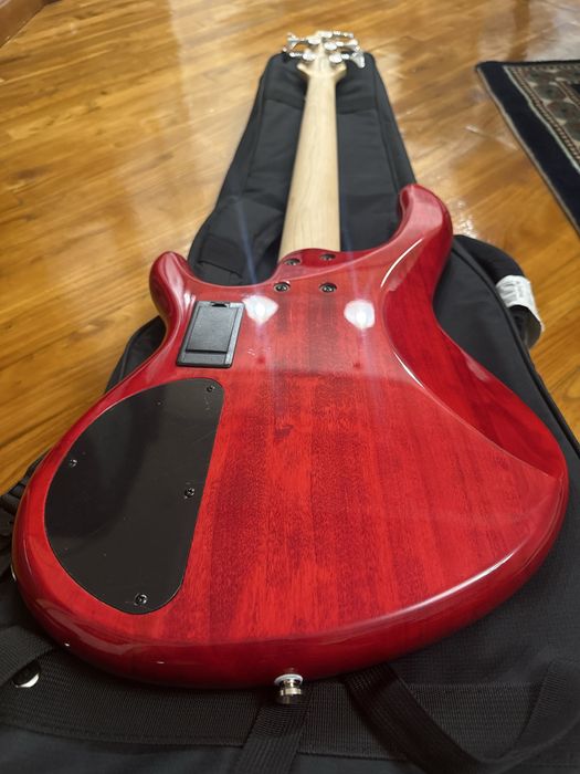Cort Action Bass V Plus