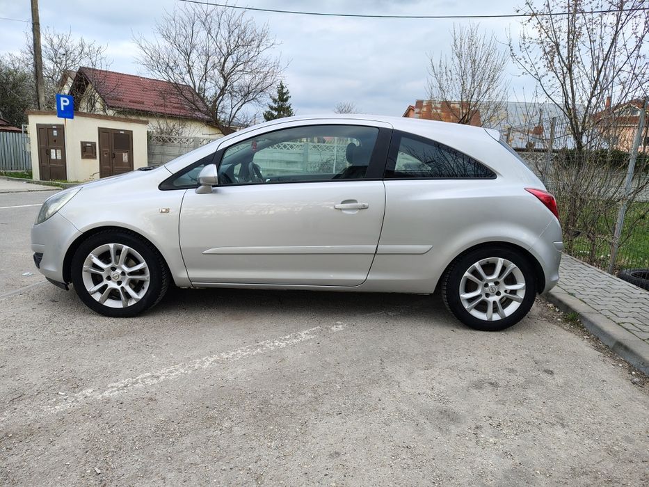 Opel Corsa D coupe