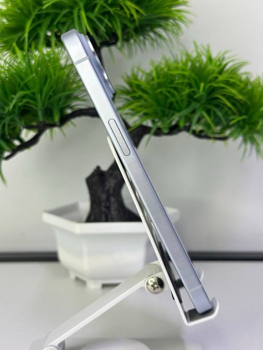 iPhone 15 / 256gb / Akb 80% / EAC