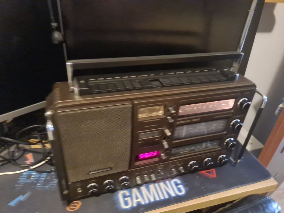 Grunding radio profesional 3400