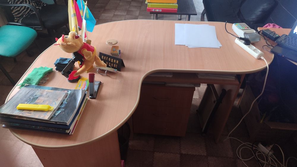 Продам парные столы, в колличестве!