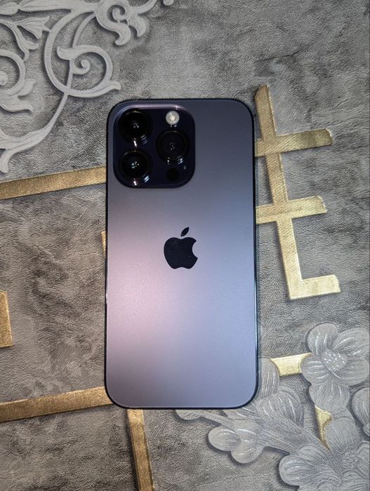 Продается айфон 14про