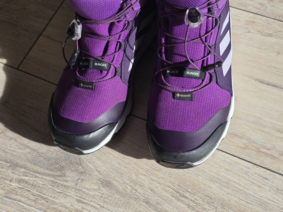 Ghete Adidas marimea 36