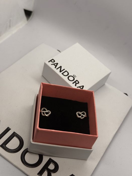 Pandora обеци Пандора