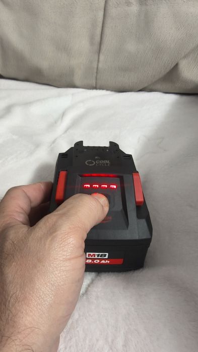 Acumulator Milwaukee M18 8Ah FORGE Nou nefolosit  !