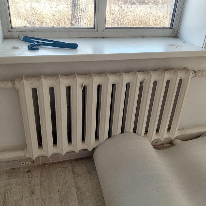 Продам батареи чугунные 94 секции