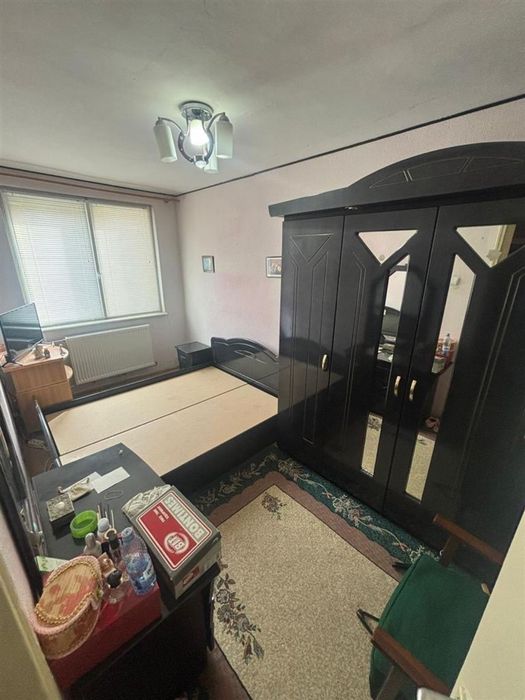 Proprietar – vând apartament 3 camere, 62 mp