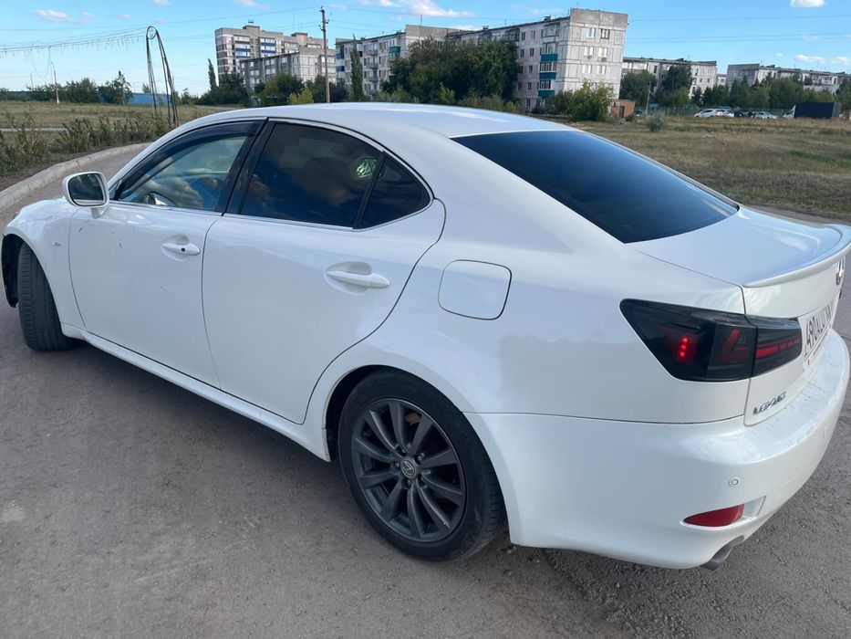 Продам лексус is 300