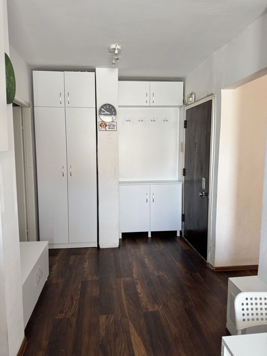 Inchiriez apartament 3 camere Oradea