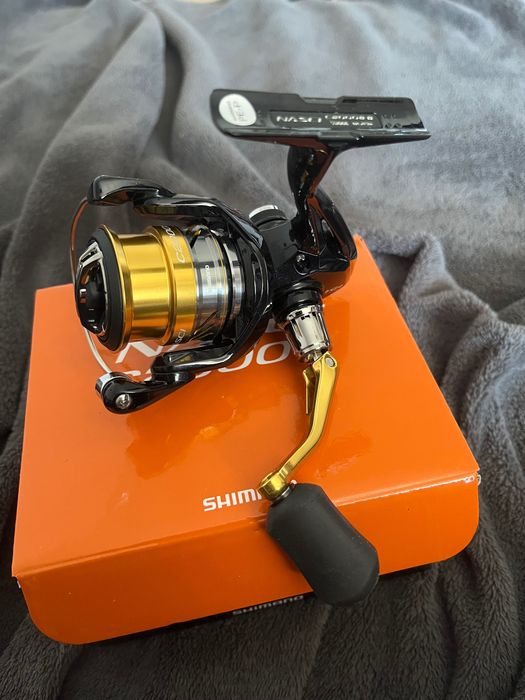 Mulinetă nouă Shimano Nasci C2000S