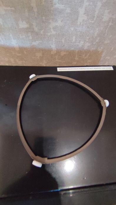 Роллер или кольцо вращения для микроволновки