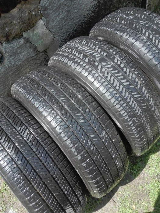 продавам 2 бр. летни гуми за кола, джип