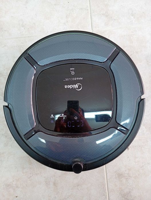 Прахосмукачка робот Midea MR04