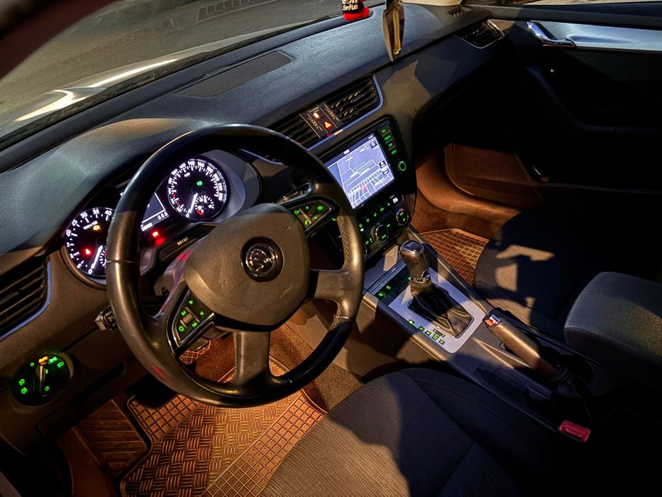 SKODA Octavia 2014 — imagine 4