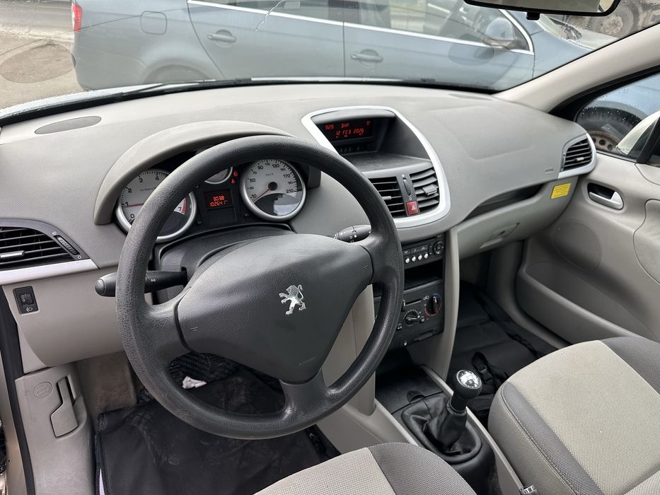 Пежо 207 1.4 16v ! На Части!!!