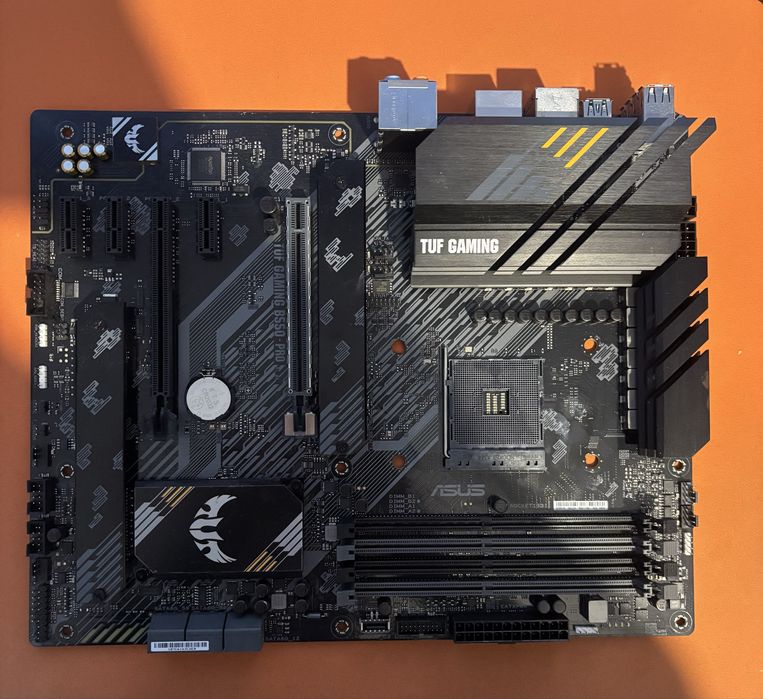 Дънна платка ASUS TUF B550-PRO AM4