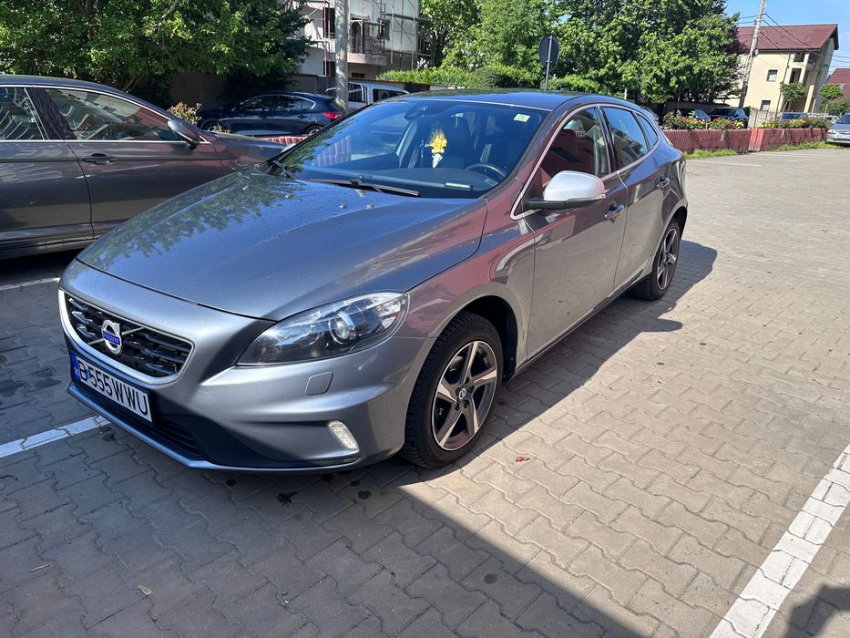 Volvo V40 R-design