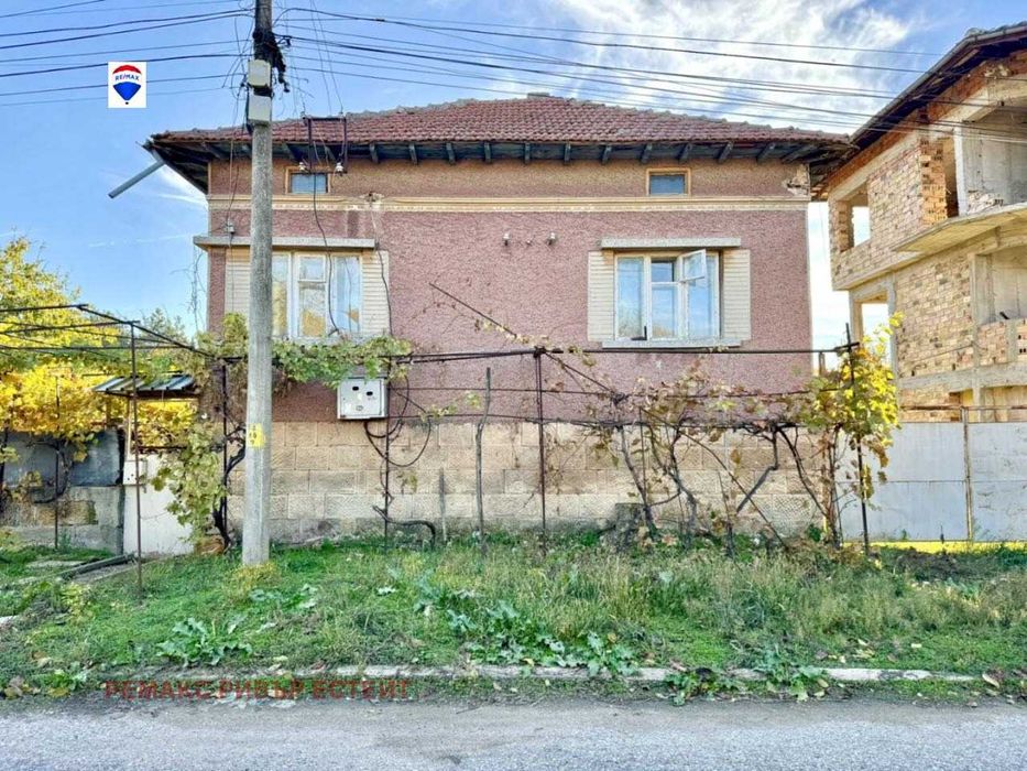 Продава се Къща в с. Пиргово, Област Русе - 120 кв.м за 541 €/кв.м - Снимка #1
