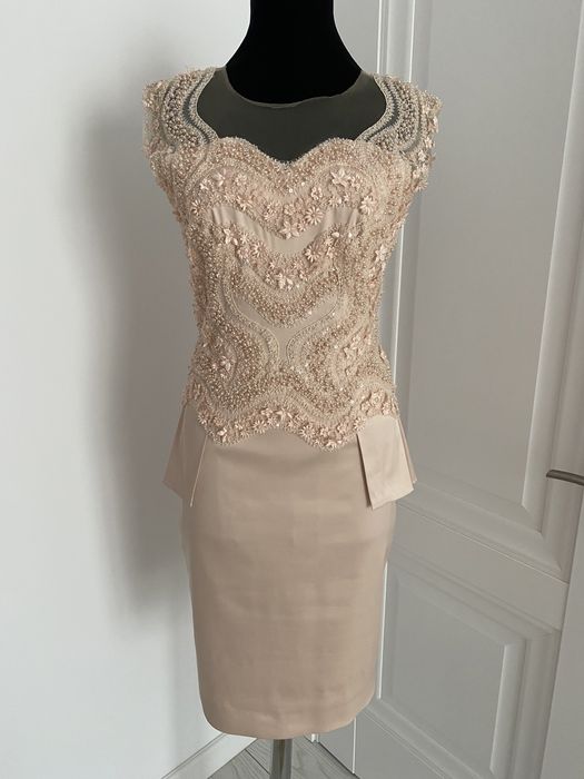 Rochie de zi, cu dantelă