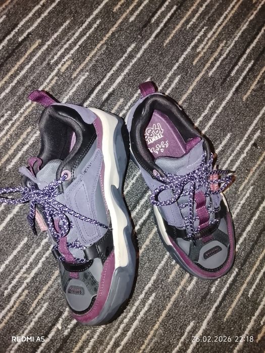 Кроссовки Termit 36 размер