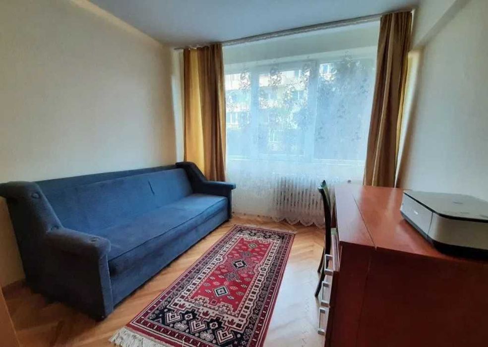 Дава се под наем Тристаен апартамент в Пловдив, Център - 74 кв.м за 178.5 € - Снимка #1