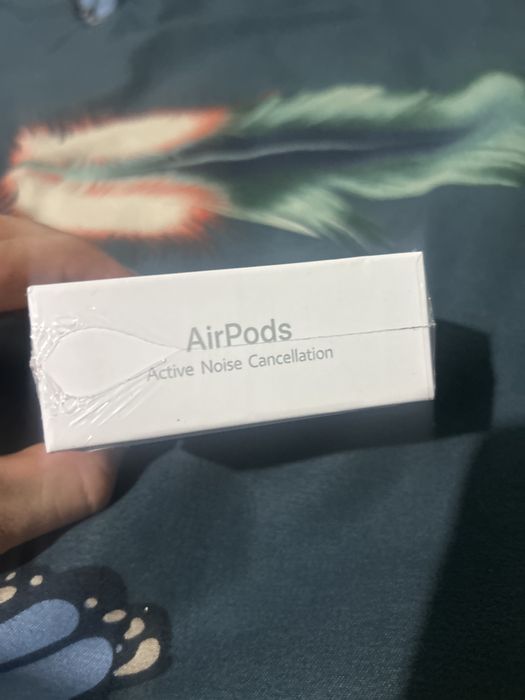 Casti apple airpods 4 Anc  cu factura
