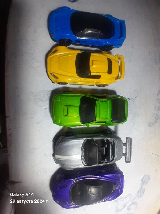 Hot wheels модели 1/64