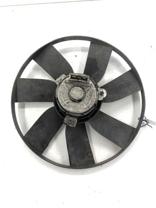 Перка охлаждане радиатор от Volkswagen golf 3 1995г