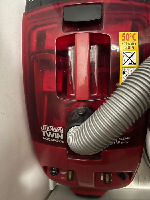 Продаю пылесос TOMAS TWIN Aquatherm