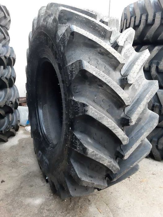 Cauciucuri pentru combina CLAAS AVERO 650/75R32 anvelope noi radiale